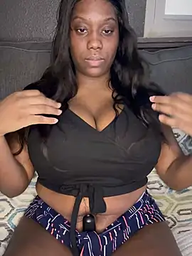 Snapshot of 1Topgyal chatting on 01-14-25, 02:53 1Topgyal online show from 01-14-25, 02:53