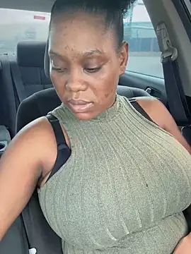 Snapshot of 1Topgyal chatting on 10-03-25, 02:51 1Topgyal online show from 10-03-25, 02:51