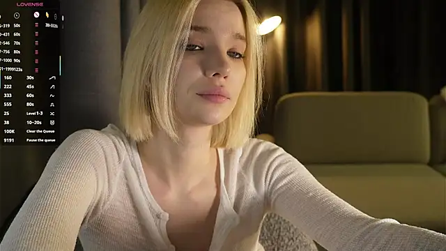 StasyGriffin online show from 11-08-25, 11:36