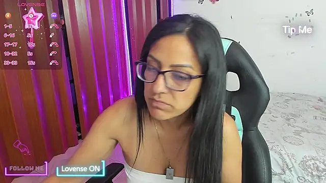 alma blue online show from 11-11-25, 12:16