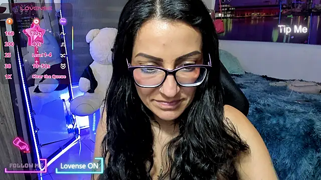 Snapshot of alma_blue chatting on 02-03-26, 11:43 alma blue online show from 02-03-26, 11:43