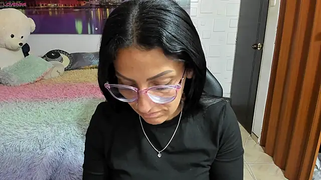 alma blue online show from 03-28-26, 11:50