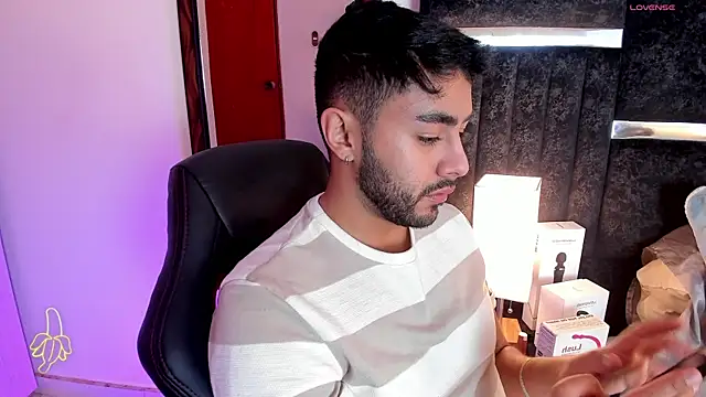 ItsMeEros online show from 03-07-25, 10:21