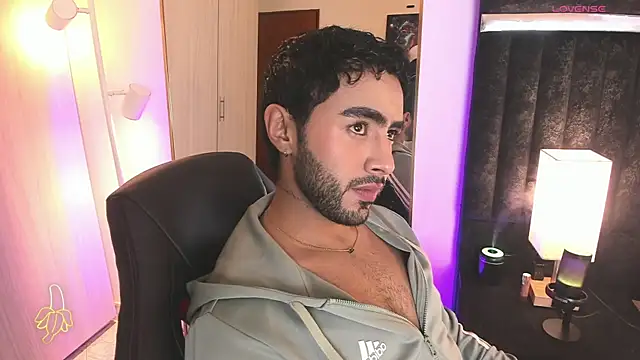 ItsMeEros online show from 02-12-26, 09:47