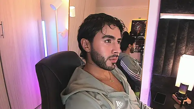 ItsMeEros online show from 05-25-26, 10:52