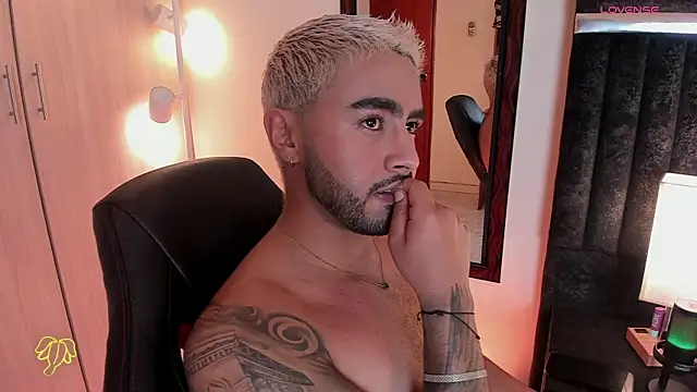 ItsMeEros online show from 09-17-25, 10:45