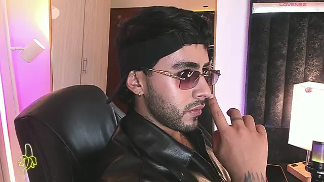 ItsMeEros online show from 05-08-26, 11:30