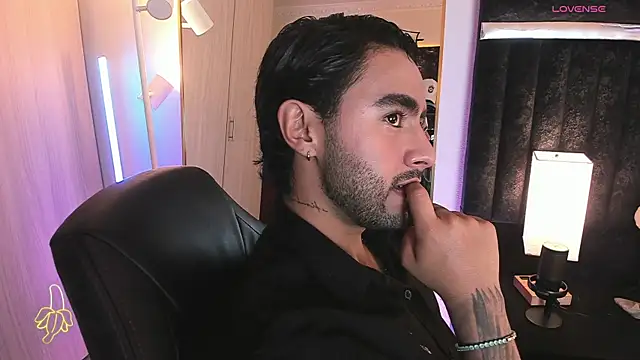 ItsMeEros online show from 05-30-26, 10:37
