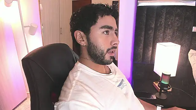 ItsMeEros online show from 02-18-26, 10:50