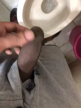 Snapshot of CoolBiDude chatting on 01-10-25, 08:15 CoolBiDude online show from 01-10-25, 08:15