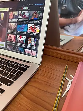 CoolBiDude online show from 03-17-26, 12:41