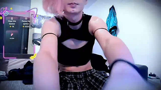 Littlepinkcat online show from 09-27-25, 04:13