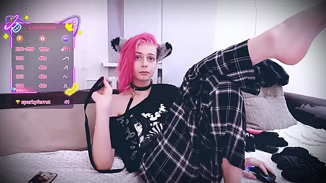 Littlepinkcat online show from 12-21-25, 04:03