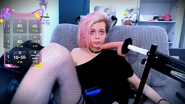 Littlepinkcat online show from 10-02-25, 11:19