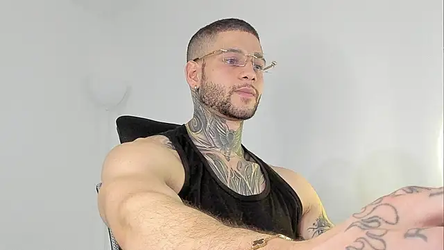  jamesleandros1 online show from 10-03-25, 01:09