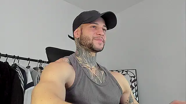  jamesleandros1 online show from 10-10-25, 07:04