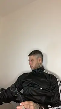  jamesleandros1 online show from 06-11-26, 04:31