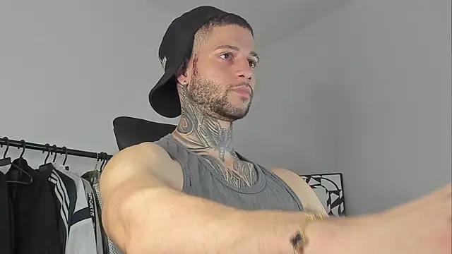  jamesleandros1 online show from 10-09-25, 10:54