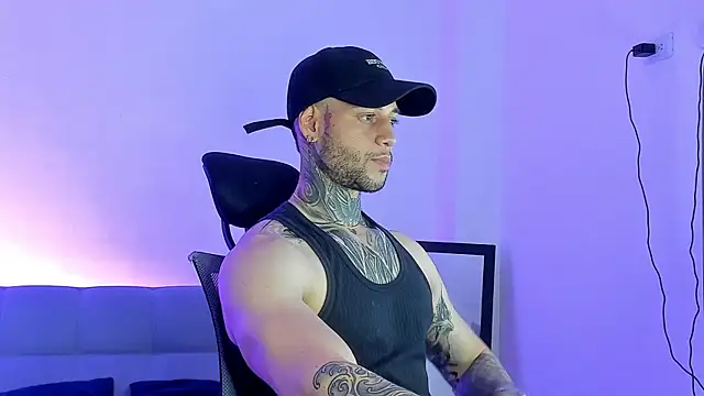  jamesleandros1 online show from 06-14-26, 10:33