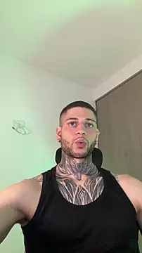  jamesleandros1 online show from 02-08-26, 09:23