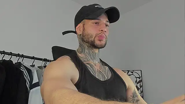  jamesleandros1 online show from 10-11-25, 05:14