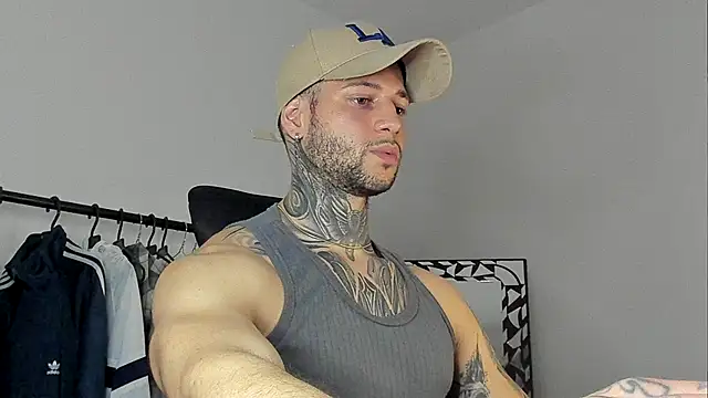  jamesleandros1 online show from 10-25-25, 02:33