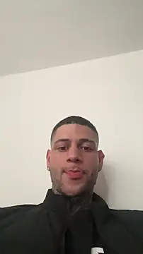  jamesleandros1 online show from 01-11-26, 09:55