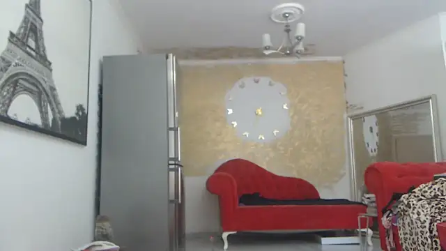 AnnaBellaLuckyXOXO online show from 04-23-26, 12:29
