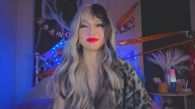 Funny Bunny online show from 10-31-25, 11:00