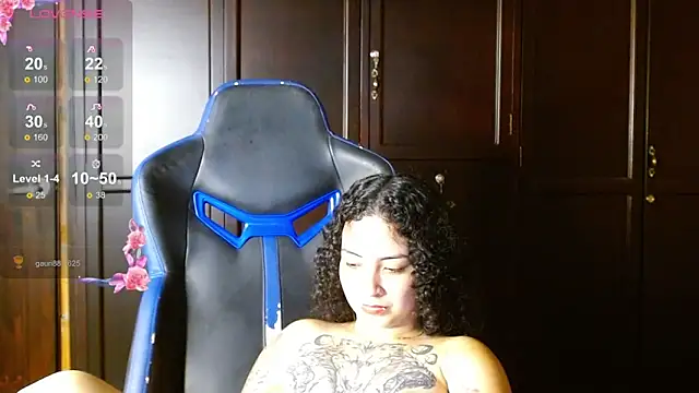 jaydensalvatore  online show from 11-07-25, 10:13