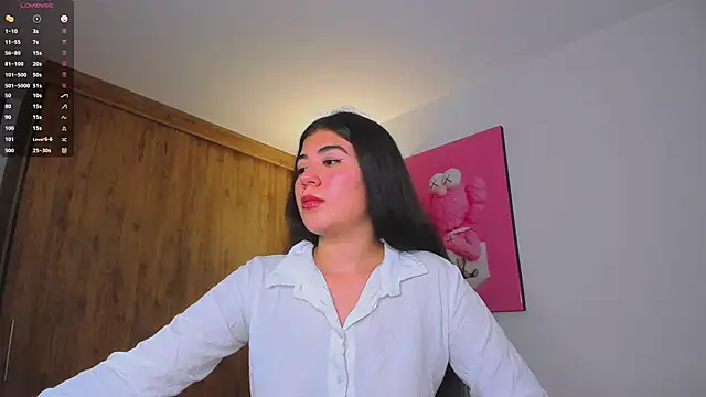 Snapshot of Kim_crosspp chatting on 01-03-25, 10:40 Kim crosspp online show from 01-03-25, 10:40