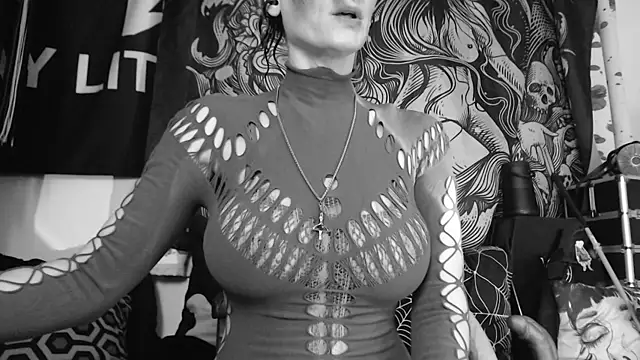 Silentmary online show from 04-03-26, 02:18