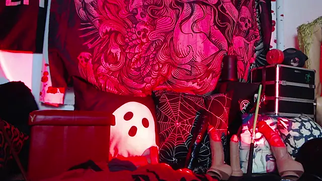 Silentmary online show from 04-12-26, 02:48