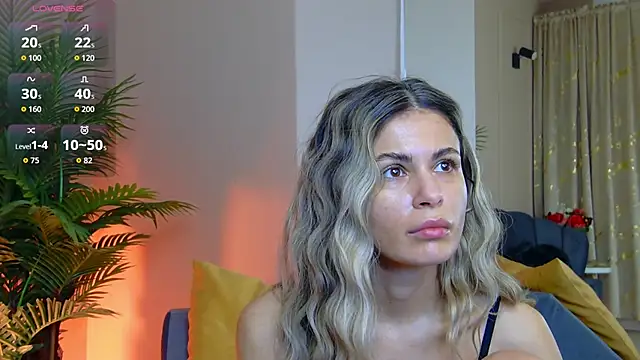 Avril Cyrus online show from 02-11-26, 07:52