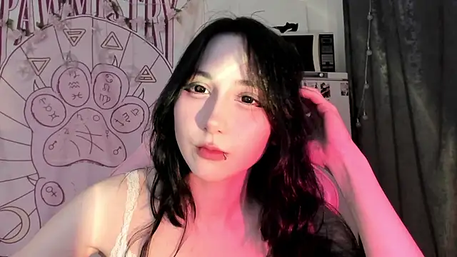 Holy420lolii online show from 02-06-26, 07:32