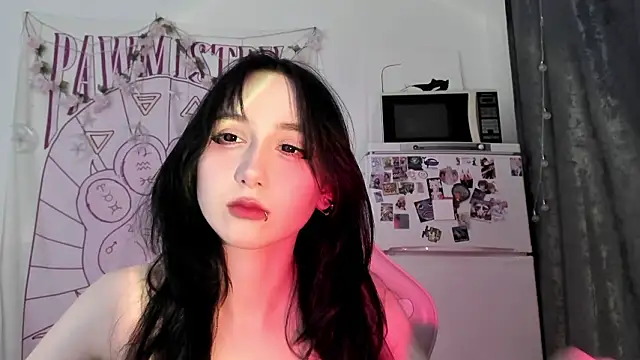 Holy420lolii online show from 02-05-26, 07:10