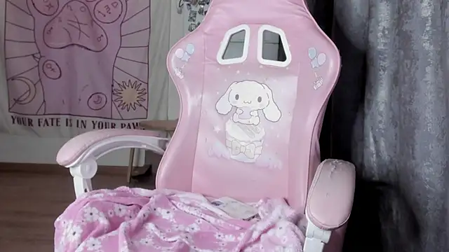 Holy420lolii online show from 11-10-25, 06:35