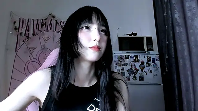 Holy420lolii online show from 05-15-26, 03:43