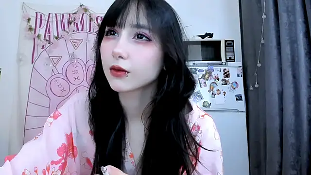 Holy420lolii online show from 06-10-26, 05:25