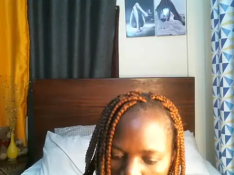 Snapshot of pay_tience chatting on 06-23-26, 02:42 pay tience online show from 06-23-26, 02:42