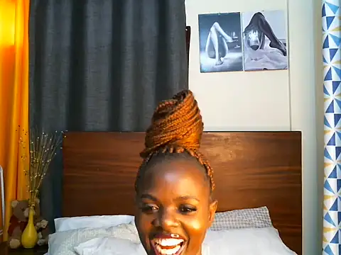 Snapshot of pay_tience chatting on 06-18-26, 10:31 pay tience online show from 06-18-26, 10:31