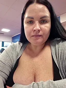 GeorgiaLerox online show from 02-01-26, 01:31