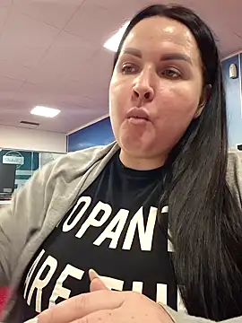 GeorgiaLerox online show from 01-18-26, 01:25