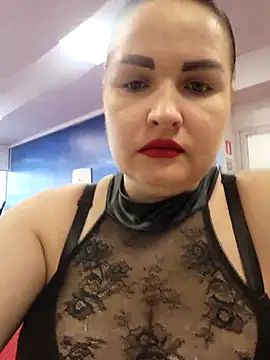 Snapshot of GeorgiaLerox chatting on 03-18-25, 01:01 GeorgiaLerox online show from 03-18-25, 01:01