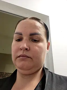 GeorgiaLerox online show from 11-30-25, 12:17