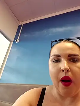 GeorgiaLerox online show from 05-12-26, 12:55