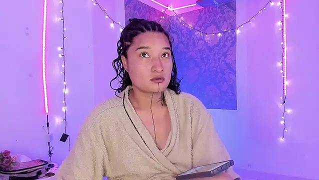 Eva Lee  online show from 06-30-26, 10:26