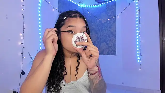 Eva Lee  online show from 04-30-26, 10:11