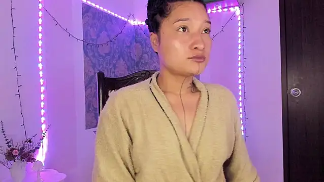 Eva Lee  online show from 02-26-26, 09:20