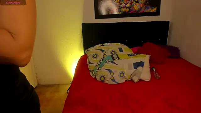 Perla kpop online show from 04-16-26, 09:39